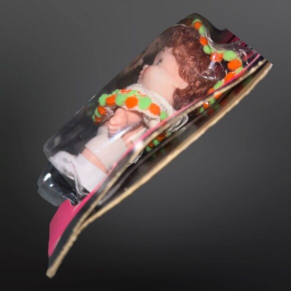 Vintage 1969 Ideal Toys PeeWee Dolls 2 Pack On Card - Picture 5 of 6